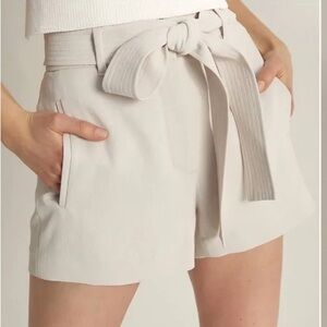 Wilfred Aritzia High-Waist Cream/White Shorts with Tie Belt